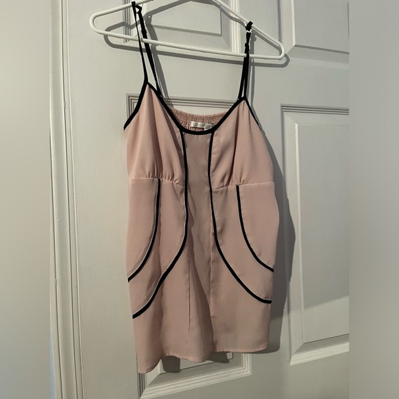 Light pink and black dressy top! Super cute with jeans and small heal or flats - Picture 2 of 4